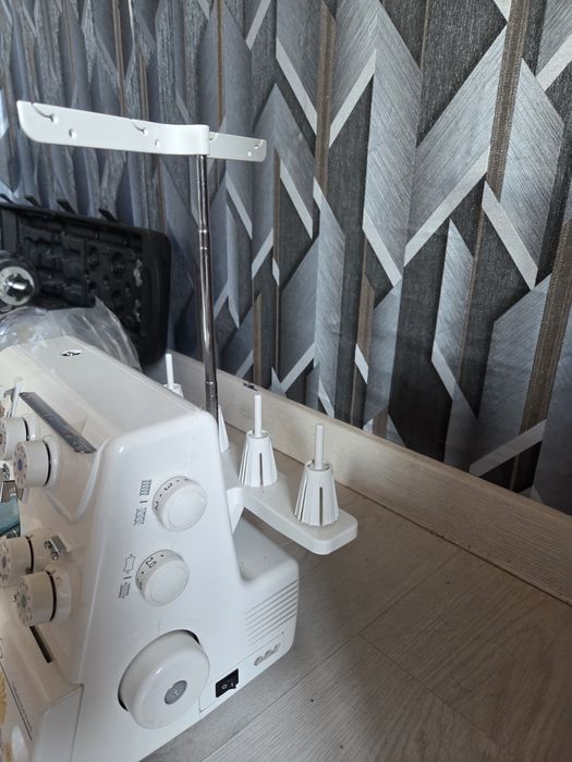 Оверолок сатамың бағасы 130000