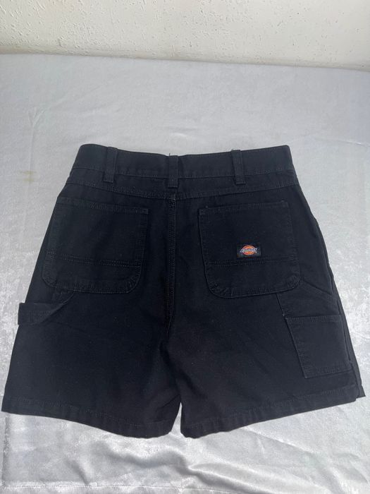 Чисто нови Dickies къси панталони