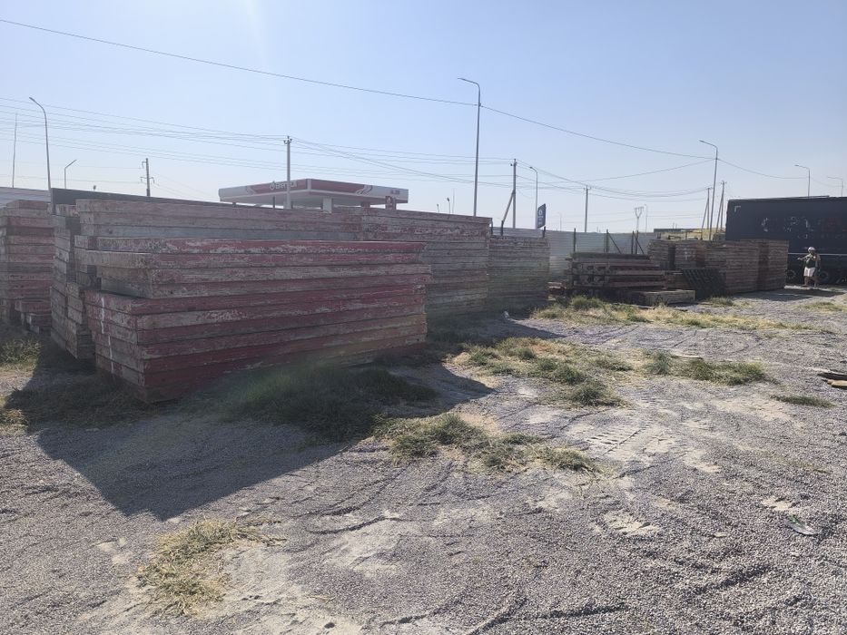 Продам опалубку, колонны, леса