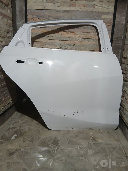 Malibu 2 orqa ong taraf eshik