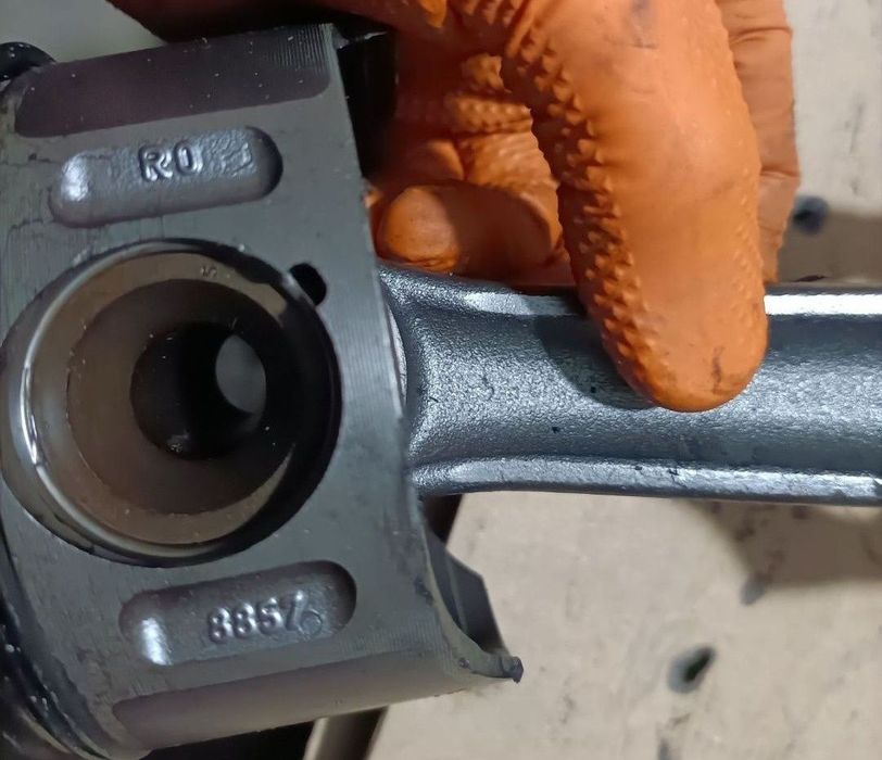 Piston bielă : E,C,G class Vito sprinter.. [bluza top]