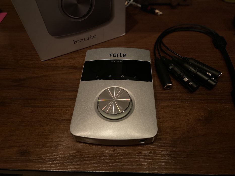 Звуковая карта Focusrite Forte