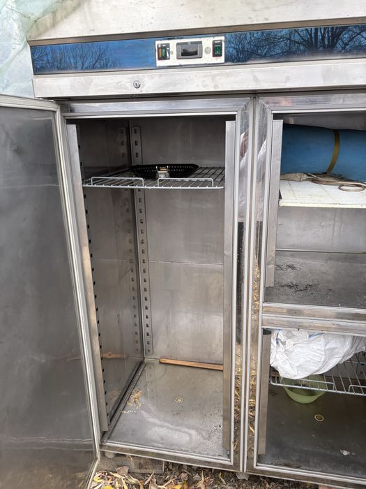 Dulap frigorific profesional inox Friulinox – 2 uși, funcțional