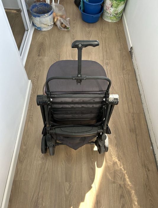 Коляска детская прогулочная