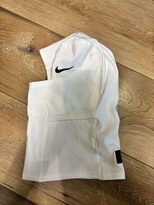 Маски Nike Pro Therma-Fit Hood