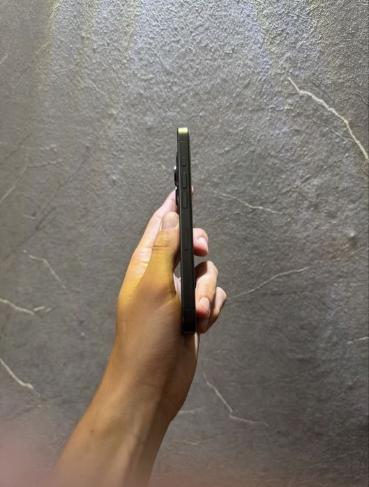 iPhone 15pro 256gb