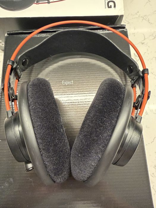 Casti AKG K712 Pro