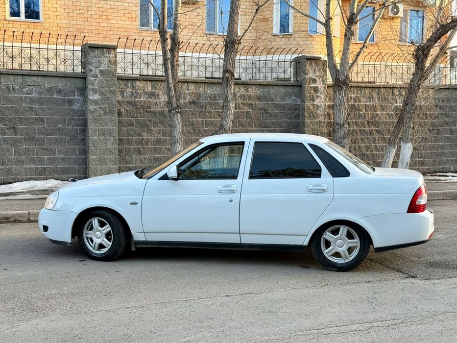 Продам Lada Priora 2014