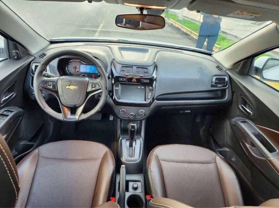 Chevrolet Cobalt 2026 — 6