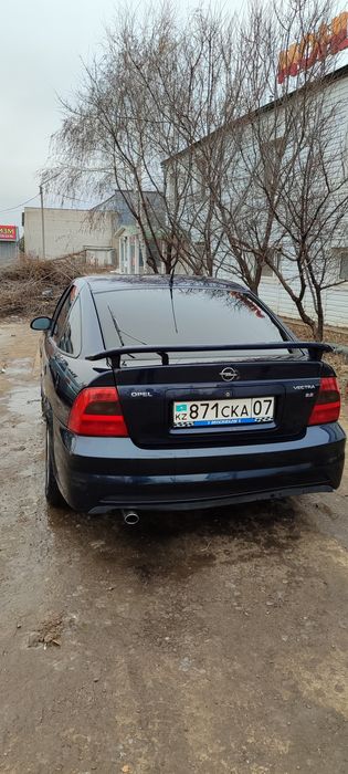 Продам машину Opel Vectra B