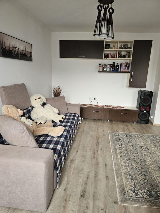 Inchiriez apartament 2 camere