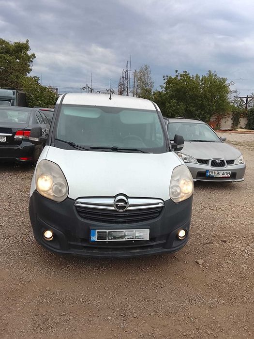 Opel Combo 2013.