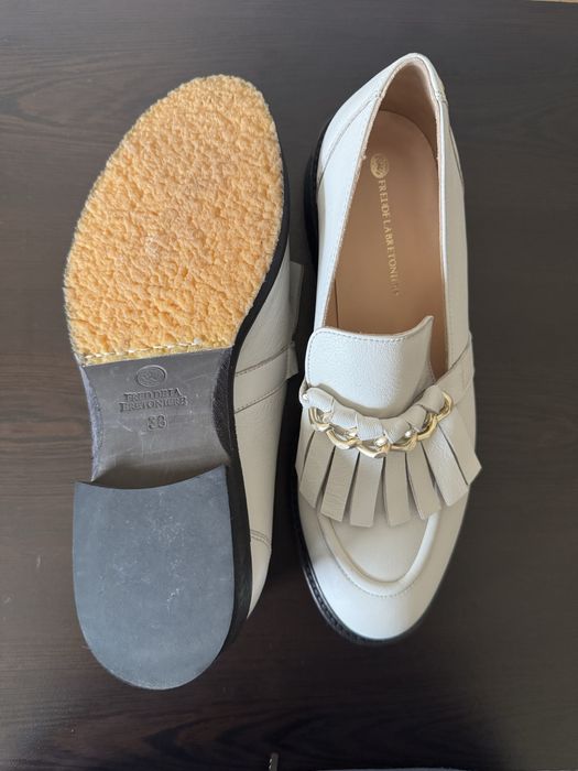 Обувки Fred De La Bretoniere, Loafer Paris Off white, 38 размер