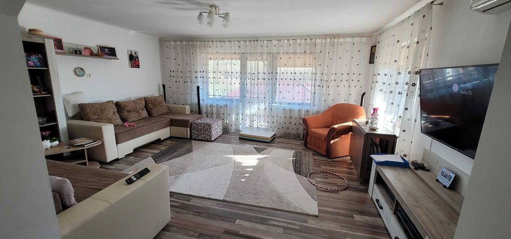 Comision 0!  Vila D+P+E, 210 mp, 5 minute de Copou si Tg. Cucu.