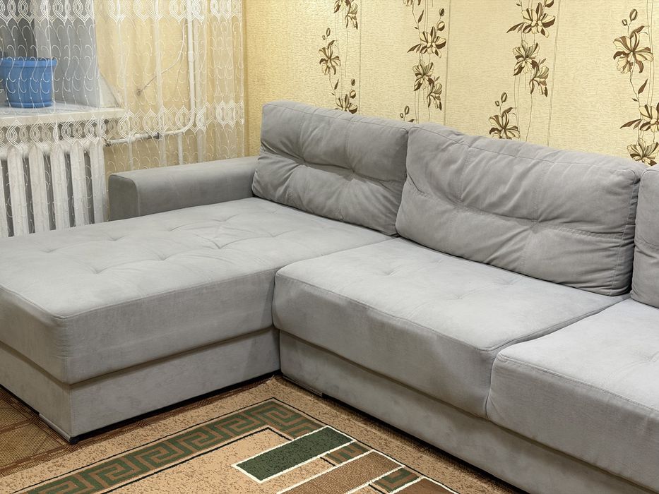 Диван угловой для гостиной