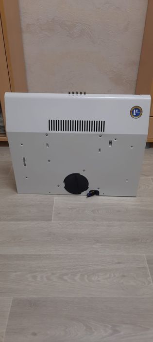 Продам вытяжку Midea