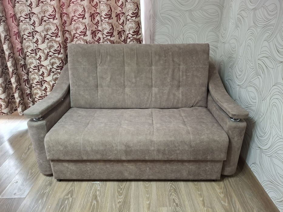 Продам диван раздвижной, 1.5 спальный