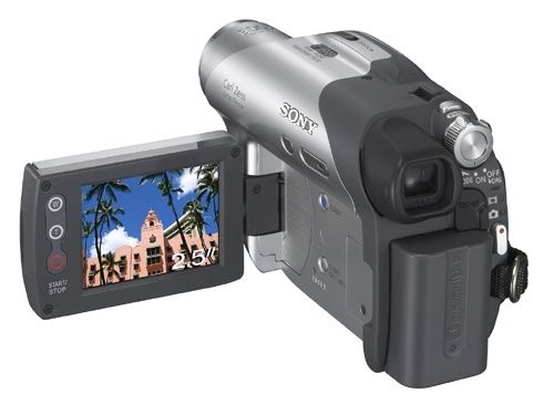 Видеокамера Sony DCR-DVD605E