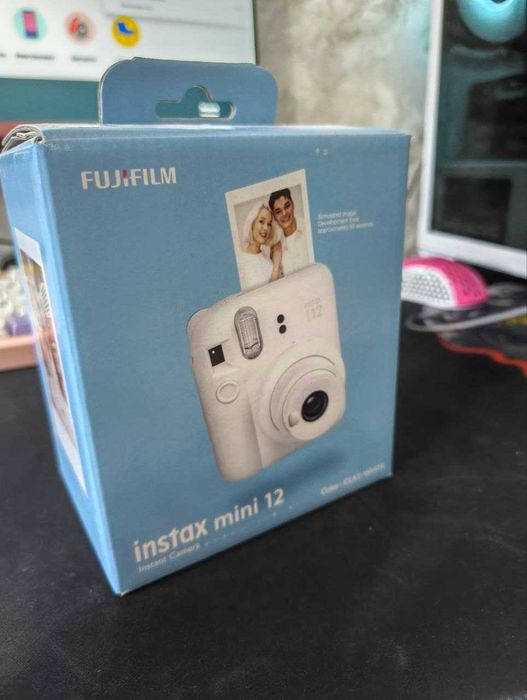 Фотоаппарат Fujifilm instax mini 12