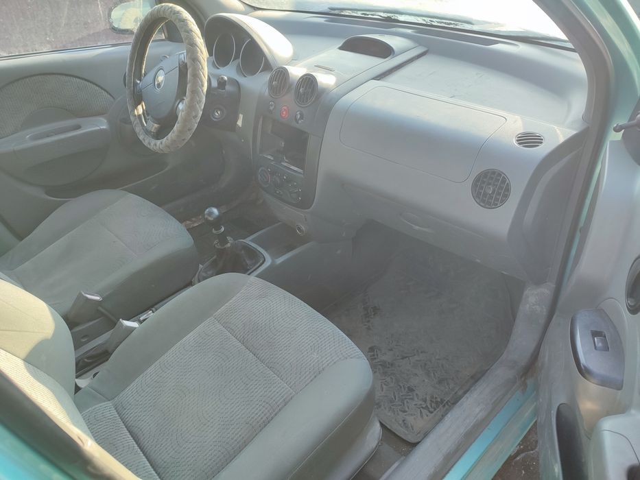 Шевроле авео 2005 года