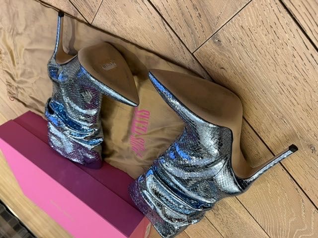 Чисто нови ботуши Paris Texas