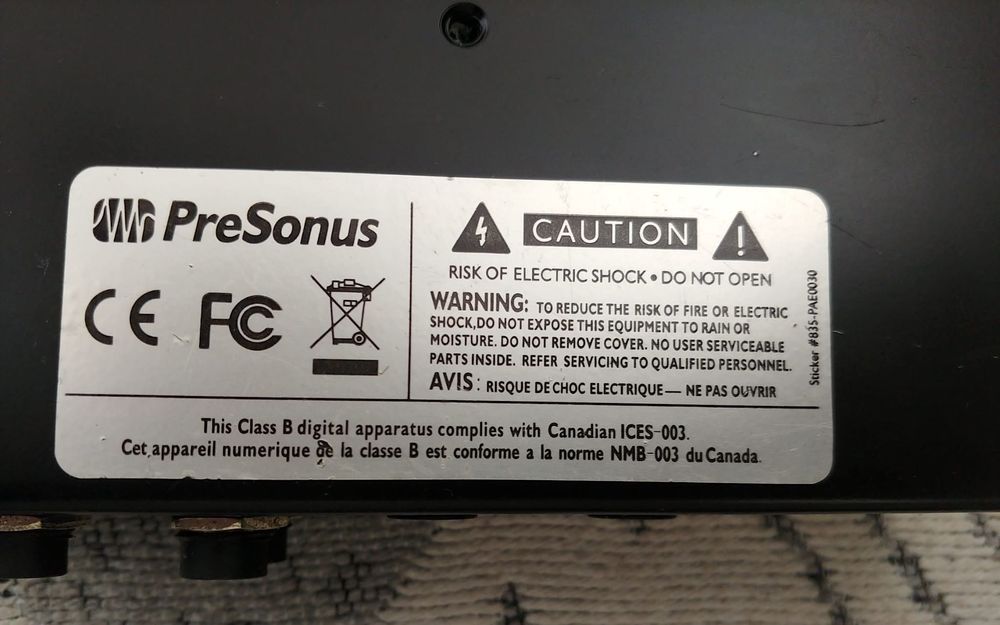 Presonus Audiobox USB interfata audio Roland Yamaha Focusrite lego