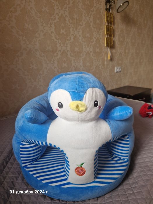 Детская подушка сидушка пингвин