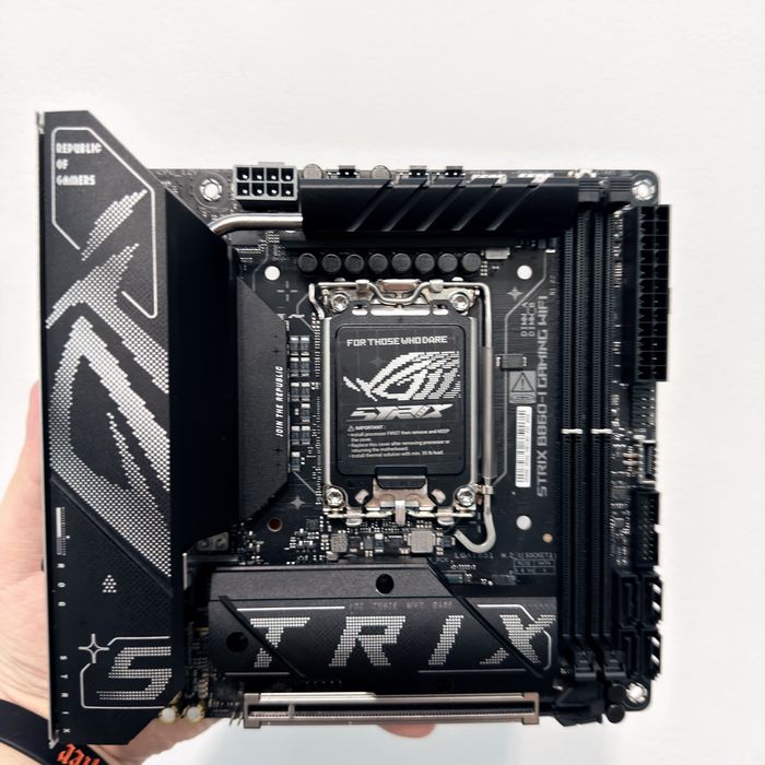 ASUS ROG Strix B860-I Gaming WiFi – Ca nou