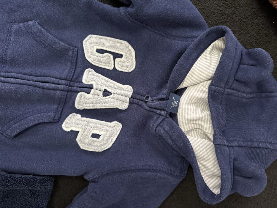 комбинезоны ДеФакто и GAP 68-74