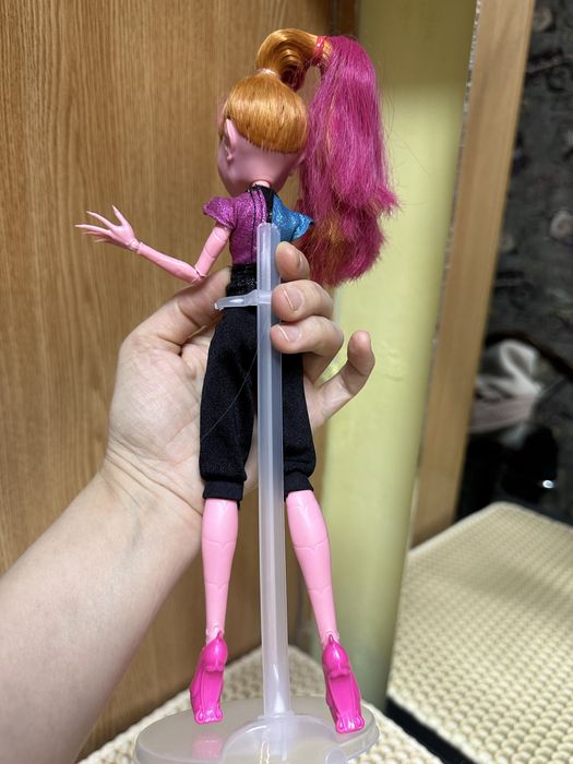 Продам куклу монстр хай!