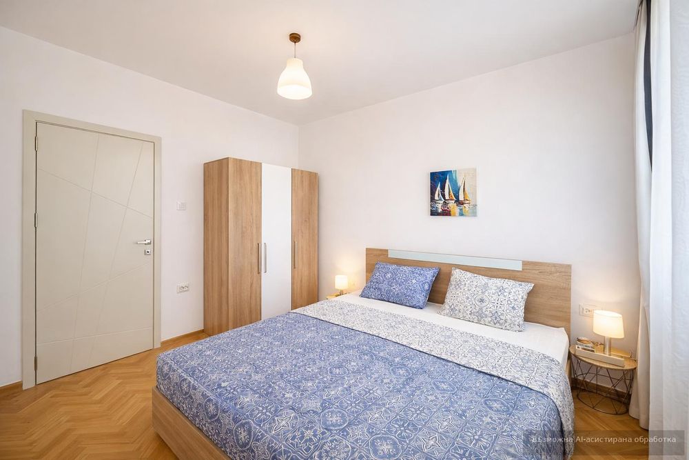 Тристаен апартамент под наем в Център