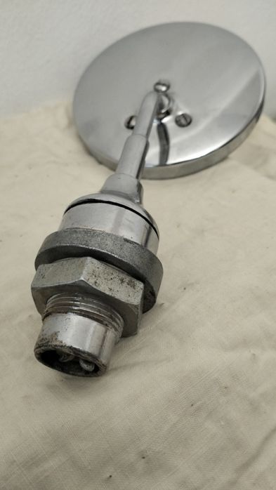 запчасти на ретро автомобили.