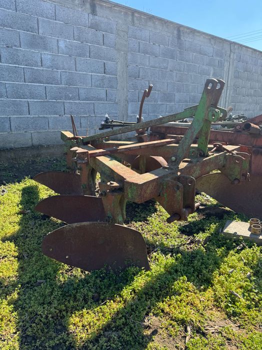 Плугове 3х25; два броя