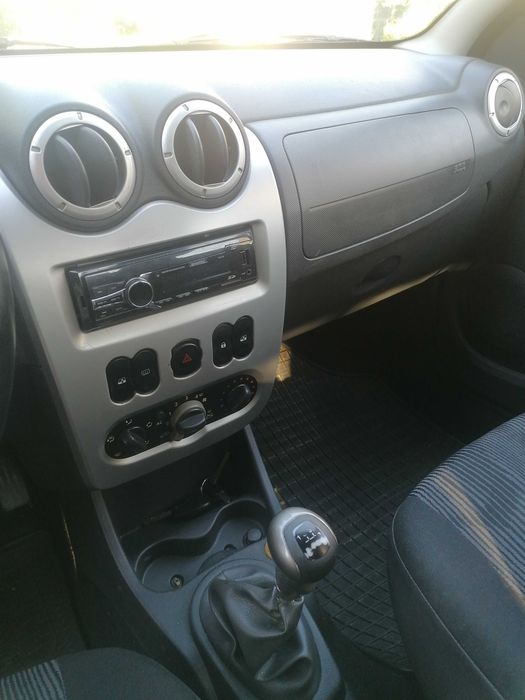 Vanzare Dacia Logan Benzina - GPL 2011