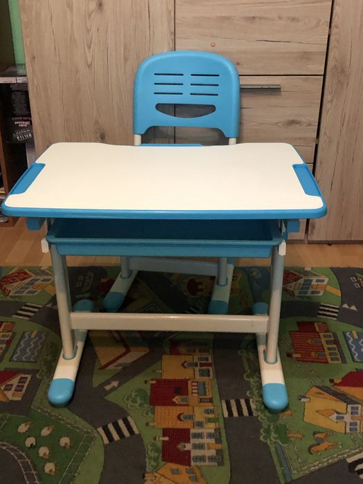 Set birou pentru copii reglabil pe înălțime