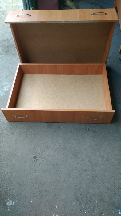 Продам односпальную кровать