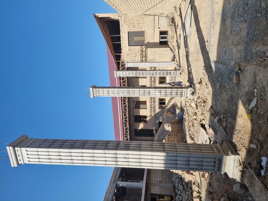 Римские колонны.