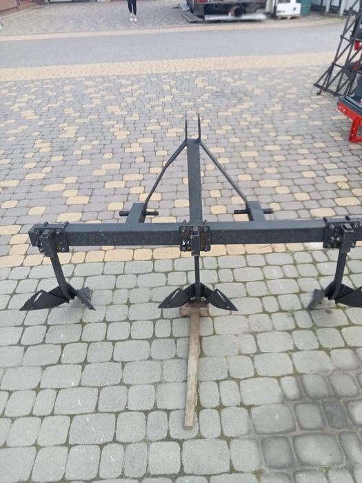 Prasitoare cu bilon pentru cartofi pe 3 randuri