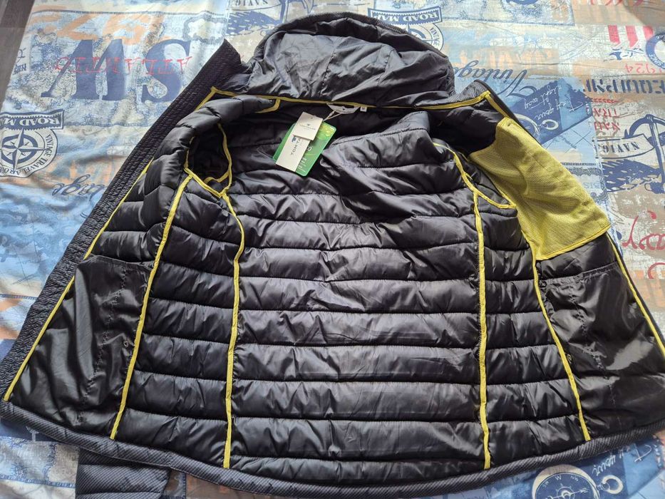 Продавам мъжко яке tom tailor