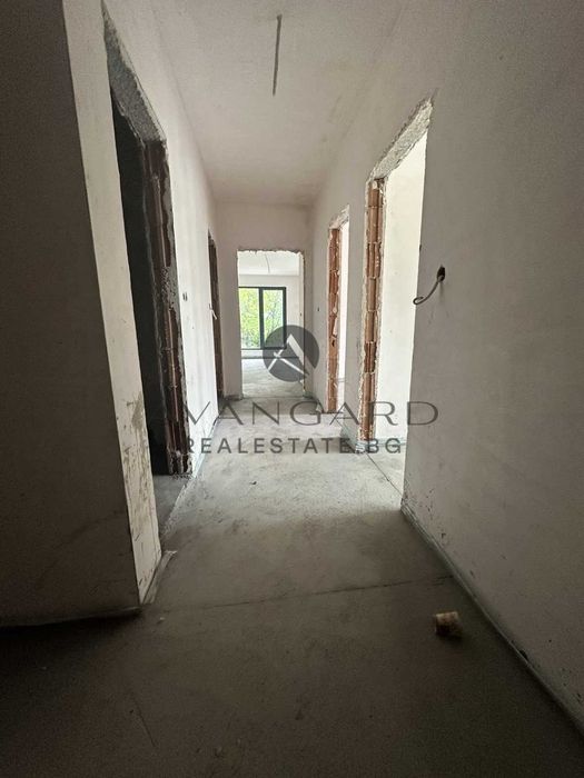 Продава се Тристаен апартамент в Пловдив, Кършияка - 121 кв.м за 1289 €/кв.м - Снимка #5