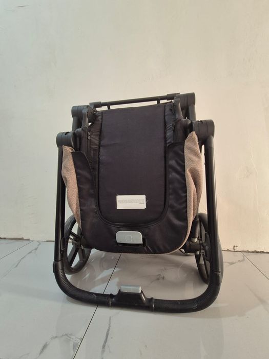 Продам детскую коляску