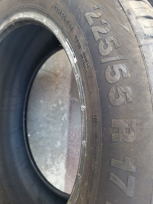 2 anvelope marca Continental de 225/55/17 profil vara