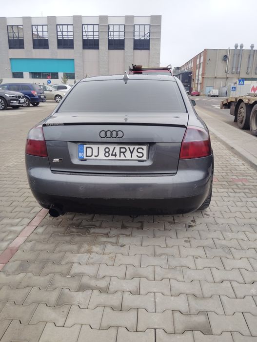Vând Audi A4 B6 2003