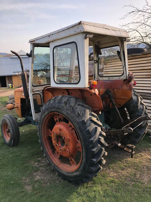 Tractor Fiat 615 om Poieni-Solca • OLX.ro