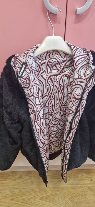 Зимно якес две лица  Super Rebel