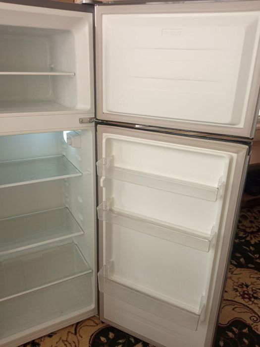 Холодилник..Музлаткич