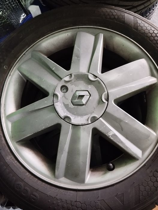 Алуминиеви джанти с нови гуми за Рено Меган 2,Сценик и Дачия