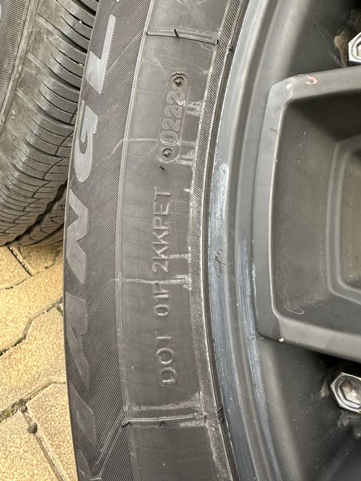 Джанти с гуми за Toyota 20”