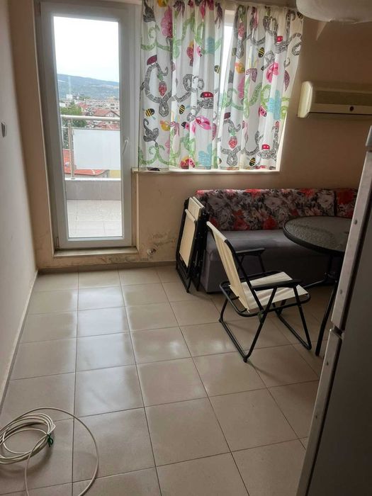 Продава се Двустаен апартамент в Враца, Център - 69 кв.м за 1242 €/кв.м - Снимка #4