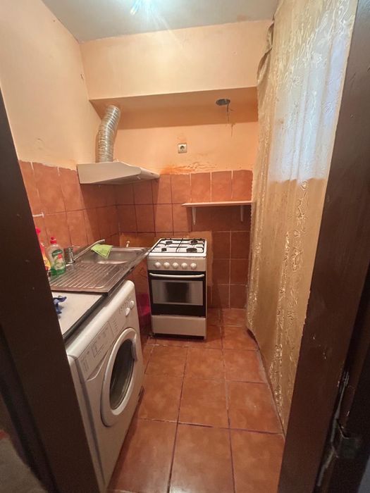 Apartament semidecomandat